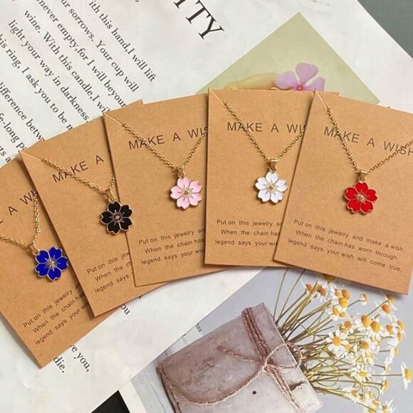 3for$20 gorgeous floral necklace select your color - Picture 1 of 3